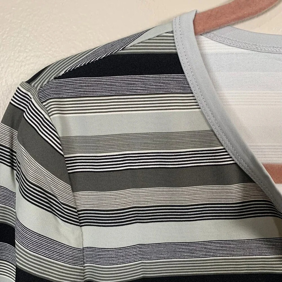 J Mclaughlin Lynn Henley Dress Womens Small Black Gray Stripe Catalina Cloth S - Picture 2 of 7